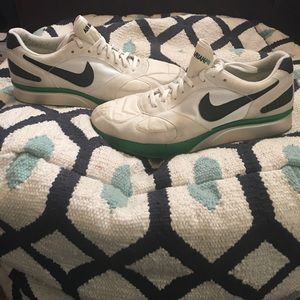 Remake of 80's Nike Air Mariah PR in Pine …